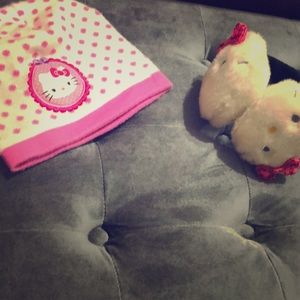 Hello Kitty Earmuffs and beanie
